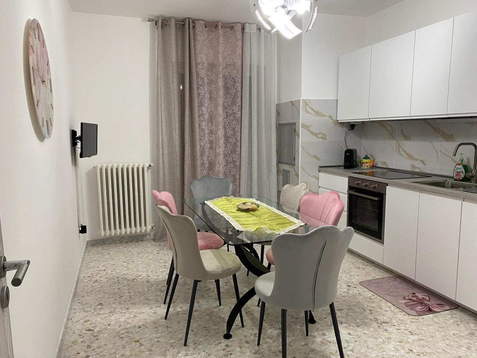 Sole House Apartment บิสเชลเย ภายนอก รูปภาพ