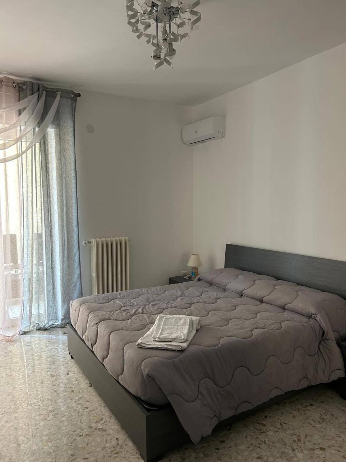 Sole House Apartment บิสเชลเย ภายนอก รูปภาพ